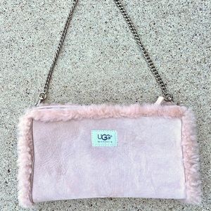 UGG hand muff shoulder bag light pink suede